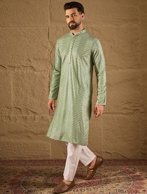 Men green viscose rayon solid embroidered straight kurta 4