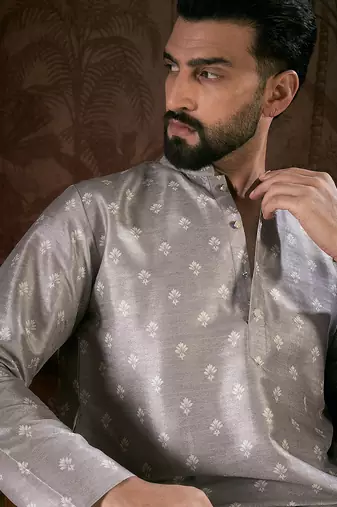 Men grey silk blend floral printed straight kurta with trouser