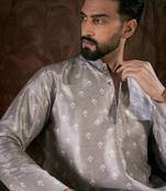 Men grey silk blend floral printed straight kurta with trouser