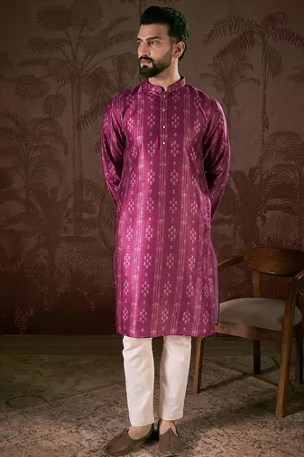 Men purple silk blend floral printed straight kurta with trouser