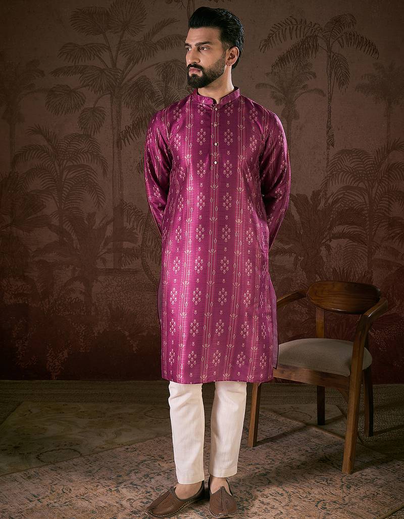 Men purple silk blend floral printed straight kurta with trouser