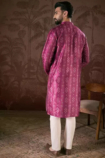 Men purple silk blend floral printed straight kurta with trouser