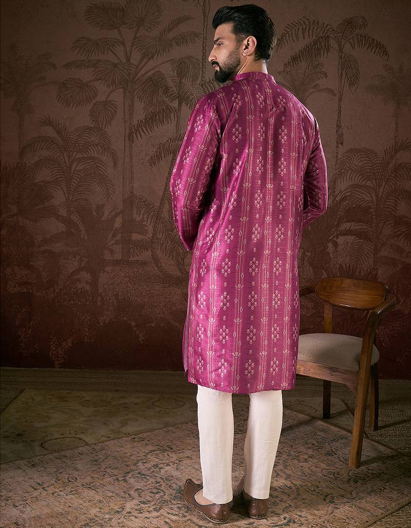 Men purple silk blend floral printed straight kurta with trouser