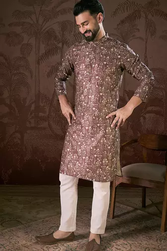 Men mauve silk blend floral printed straight kurta with trouser