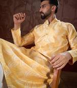 Men yellow silk blend floral printed straight kurta with trouser