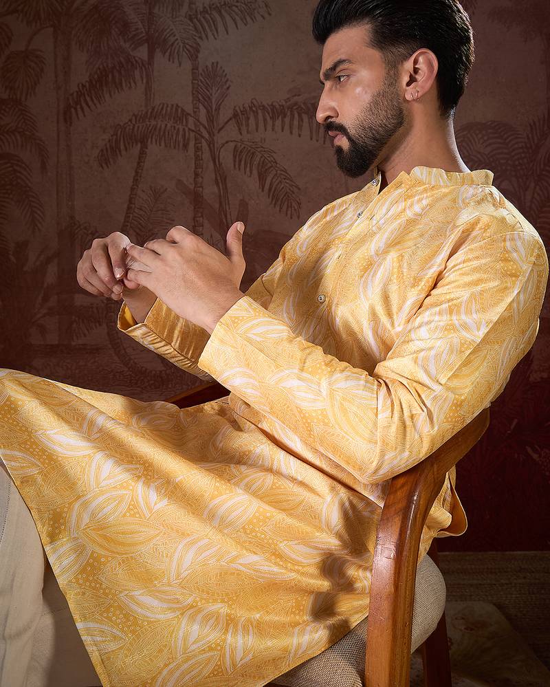 Men yellow silk blend floral printed straight kurta with trouser
