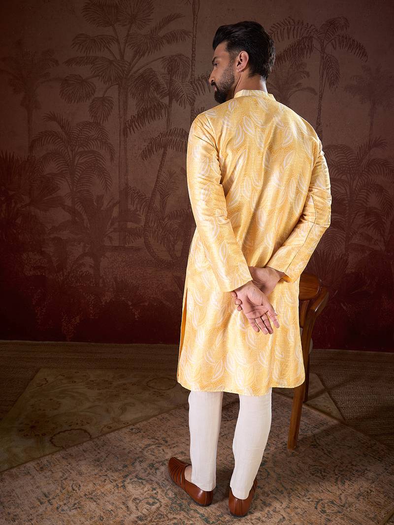 Men yellow silk blend floral printed straight kurta with trouser