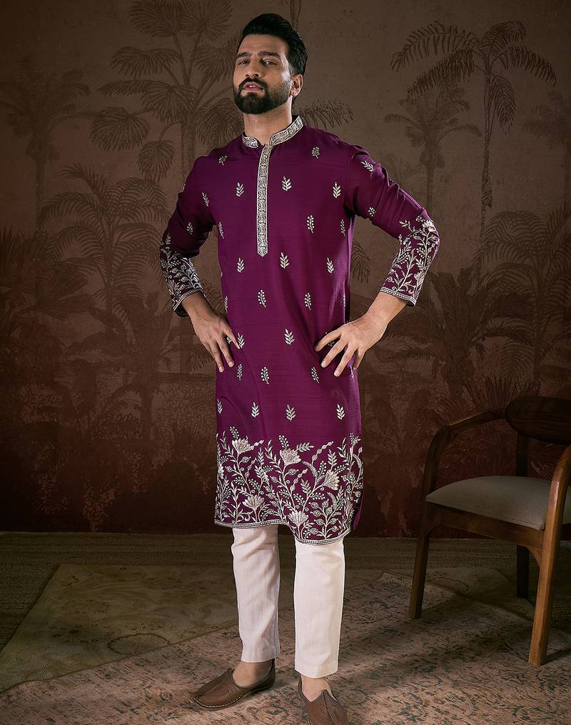Men purple silk blend solid embroidered straight kurta with trouser