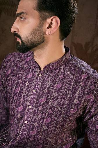 Men purple silk blend ethnic motifs printed straight kurta with trouser