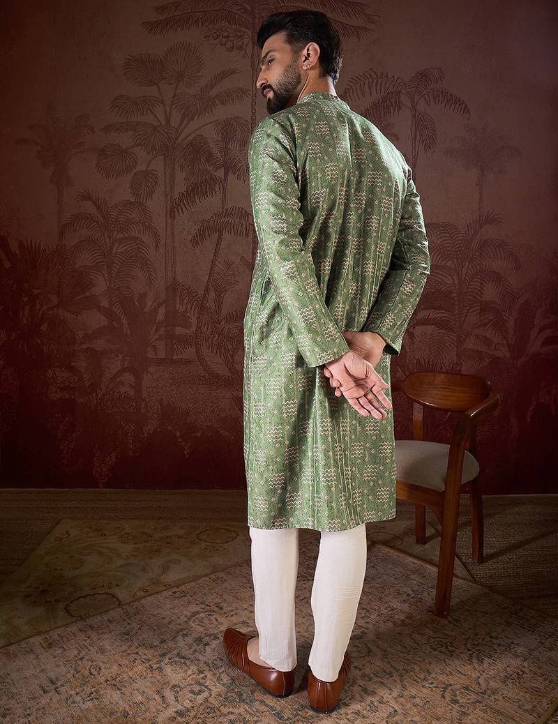 Men green silk blend ethnic motifs printed straight kurta with trouser