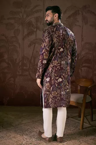 Men purple silk blend floral printed straight kurta with trouser