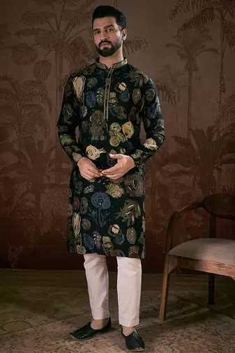 Men black silk blend floral printed straight kurta with trouser