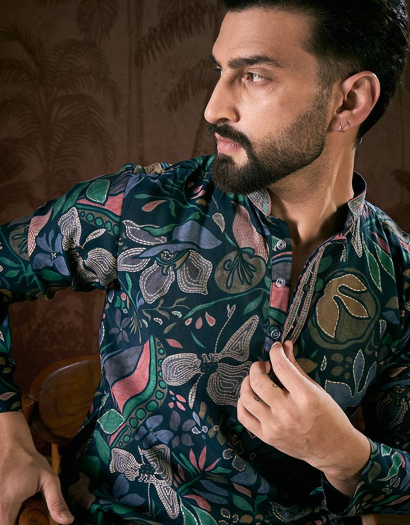 Men blue silk blend floral printed straight kurta with trouser