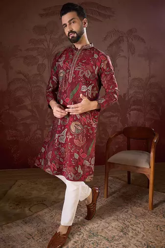 Men maroon silk blend floral printed straight kurta with trouser