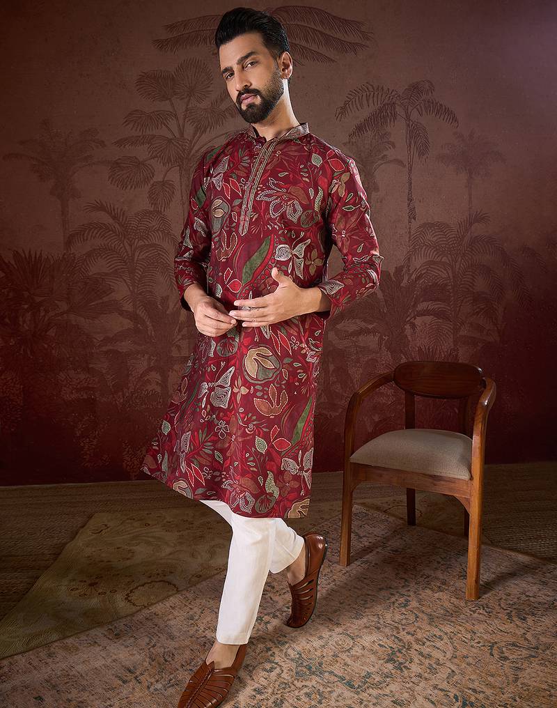 Men maroon silk blend floral printed straight kurta with trouser