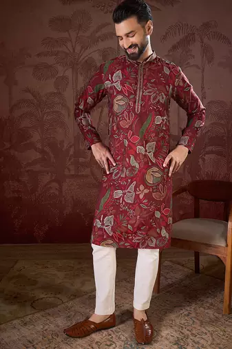 Men maroon silk blend floral printed straight kurta with trouser