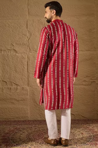 Men maroon viscose rayon ethnic motifs printed straight kurta