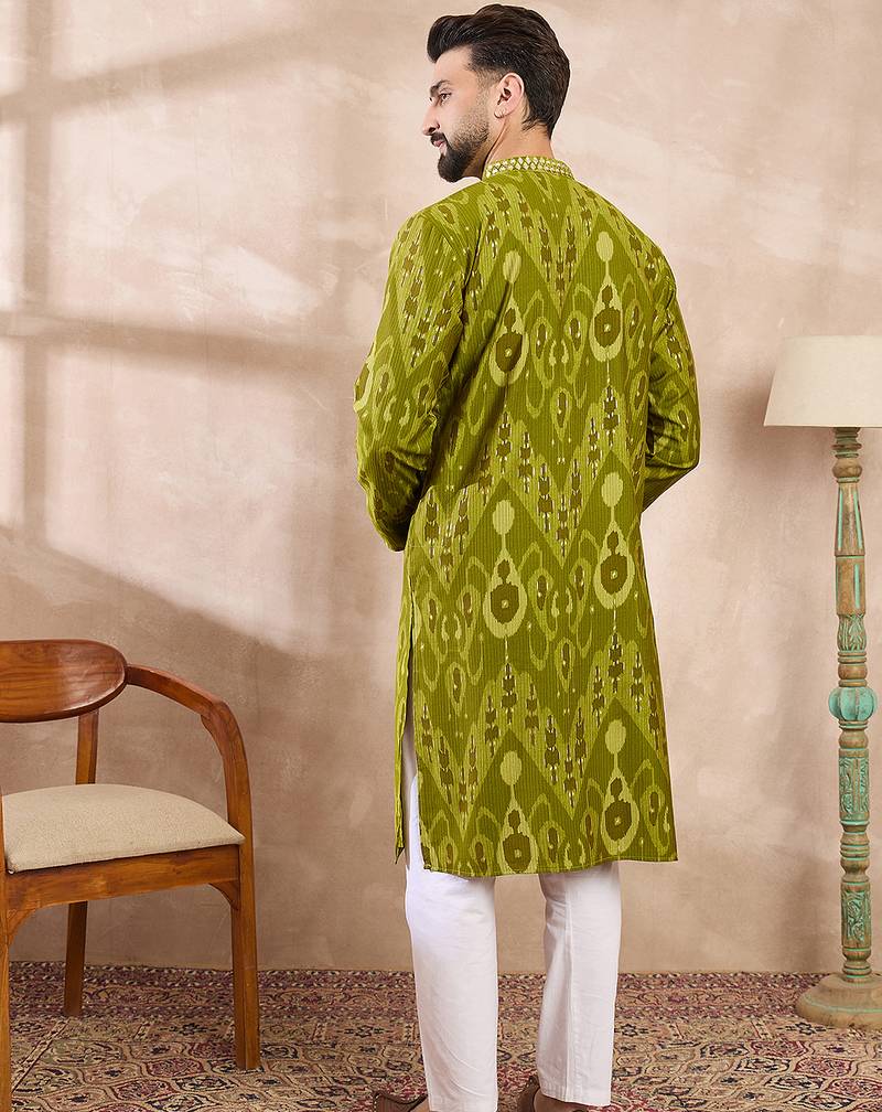 Men green viscose rayon chevron printed straight kurta with trouser