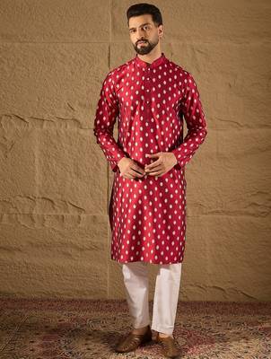 Men maroon silk ikat printed straight kurta 2