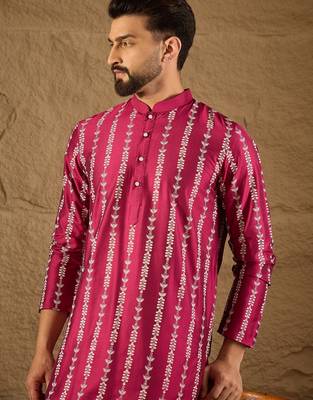Men pink silk ethnic motifs printed straight kurta 3