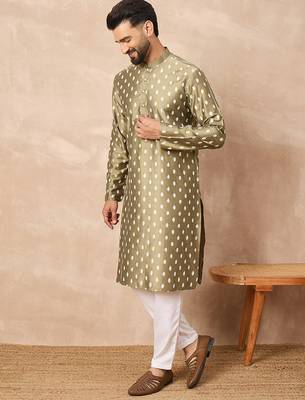 Men olive silk ikat printed straight kurta 3