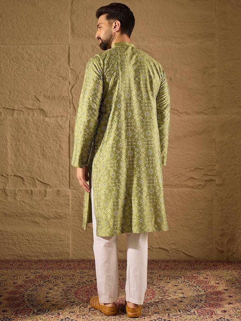 Men green silk geometric printed straight kurta