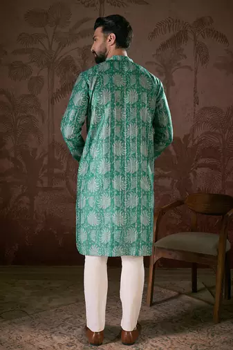 Men teal silk blend floral printed straight kurta with trouser