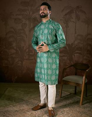 Men teal silk blend floral printed straight kurta with trouser 5