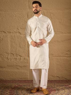 Men white silk blend solid embroidered straight kurta 5