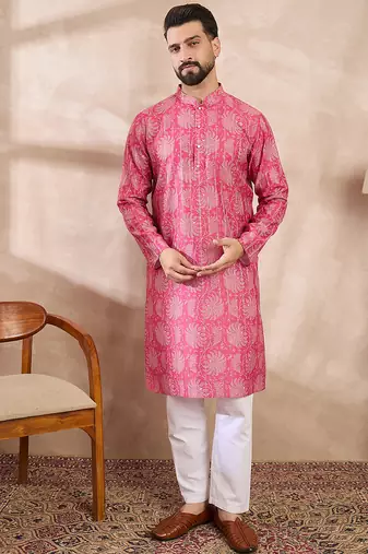 Men pink silk blend floral printed straight kurta with trouser