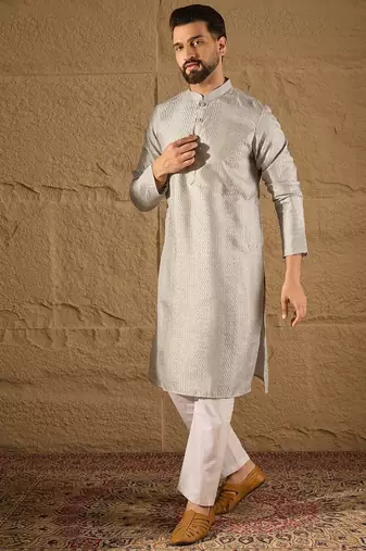 Men grey silk blend solid embroidered straight kurta
