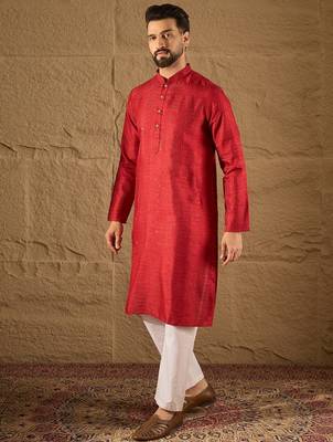 Men red silk blend solid embroidered straight kurta 3