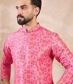 Men pink silk blend ethnic motifs printed straight kurta with trouser