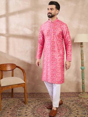Men pink silk blend ethnic motifs printed straight kurta with trouser 3