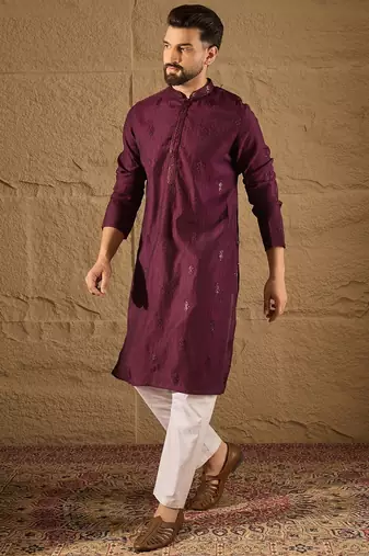 Men purple viscose rayon solid embroidered straight kurta