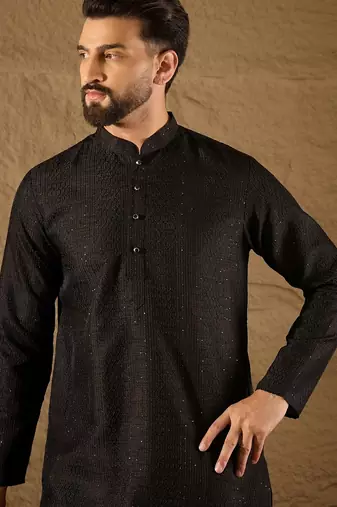 Men black silk blend solid embroidered straight kurta