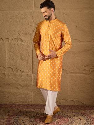 Men yellow silk blend ikat printed straight kurta 5