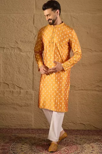 Men yellow silk blend ikat printed straight kurta