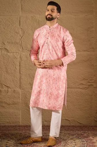 Men pink silk blend ethnic motifs embroidered straight kurta