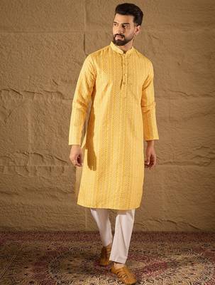 Men yellow silk blend geometric embroidered straight kurta 2