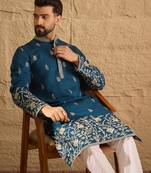 Men blue vertican solid embroidered straight kurta