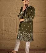 Men olive vertican solid embroidered straight kurta