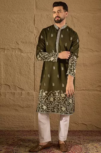 Men olive vertican solid embroidered straight kurta