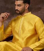 Men yellow silk blend solid woven design straight kurta