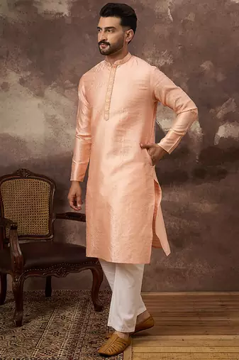 Men peach silk blend solid woven design straight kurta