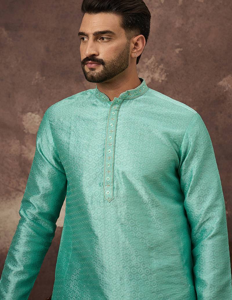 Men turquoise blue silk blend solid woven design straight kurta