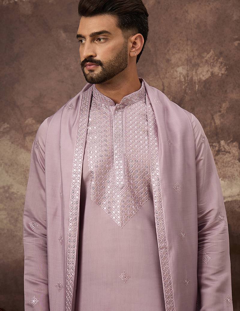 Men lavender silk blend embroidered straight kurta trouser with dupatta