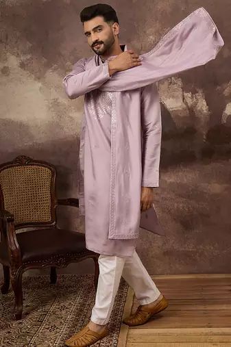 Men lavender silk blend embroidered straight kurta trouser with dupatta