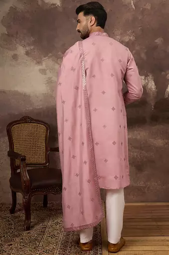 Men pink silk blend embroidered straight kurta trouser with dupatta