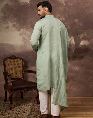 Men green silk blend embroidered straight kurta trouser with dupatta 4